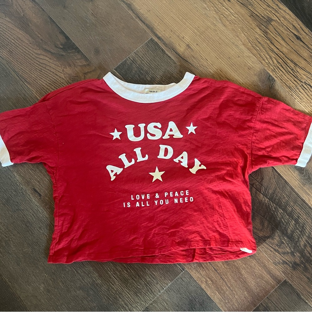 Forever 21 Red and White Short Sleeve Tee